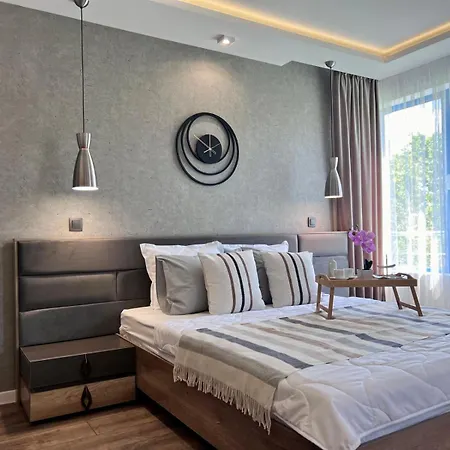 Апартаменты Excelsior - Premium 50m To The Солнечный берег