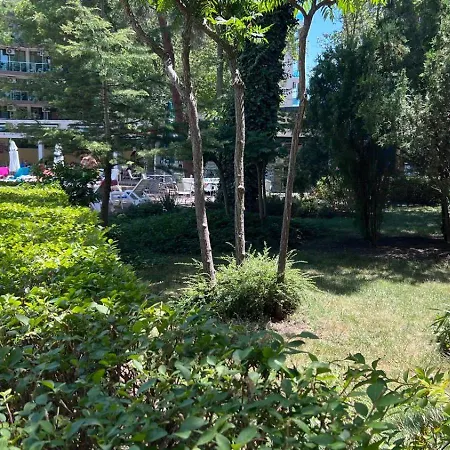 Апартаменты Excelsior - Premium 50m To The