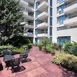 Excelsior - Premium 50m To The סאני ביץ'