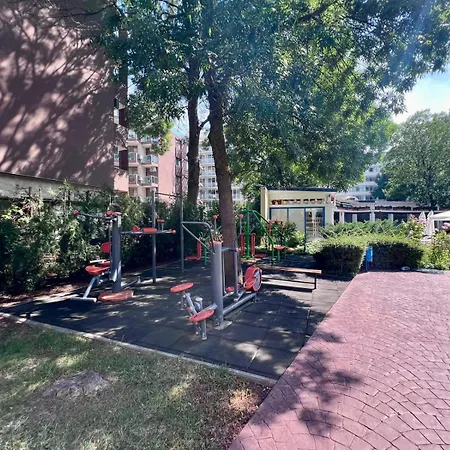 Excelsior - Premium 50m To The Lägenhet