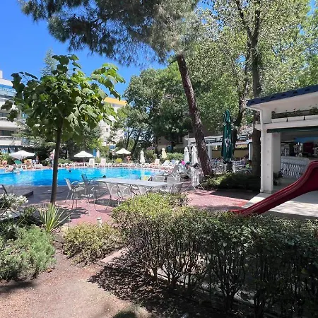 Excelsior - Premium 50m To The Appartamento Sunny Beach
