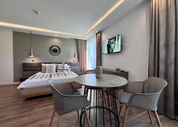 Excelsior - Premium 50m To The Lejlighed *